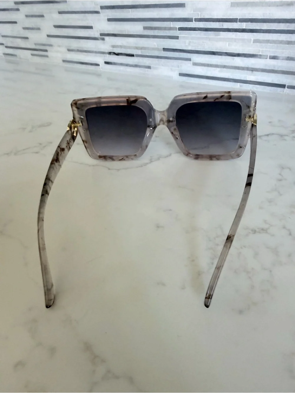 Gucci Women's Square Gradient Gray Sunglasses no case